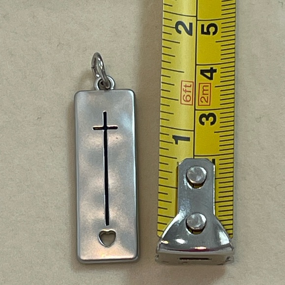 Pendant Long Cross & Hope Cutout Heart Charm - Picture 6 of 7